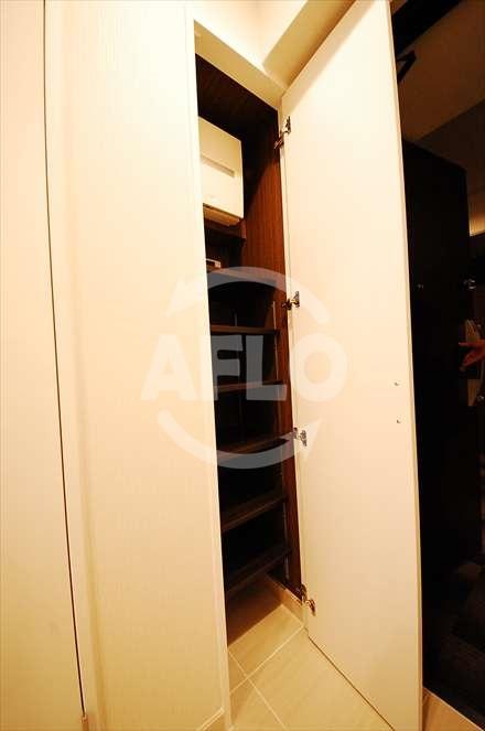 収納　ガリレイ新町　収納