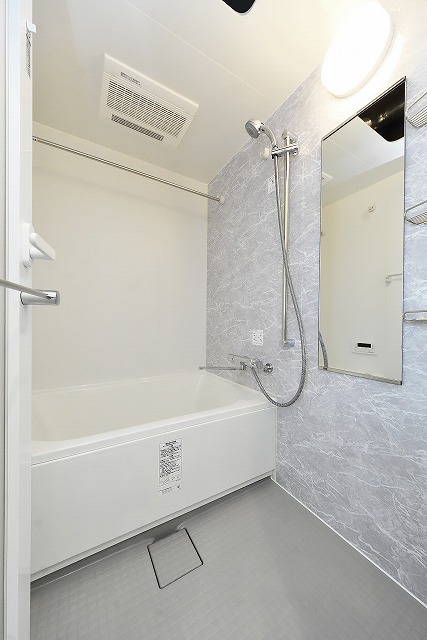 バス・シャワールーム　バス※別部屋参考写真