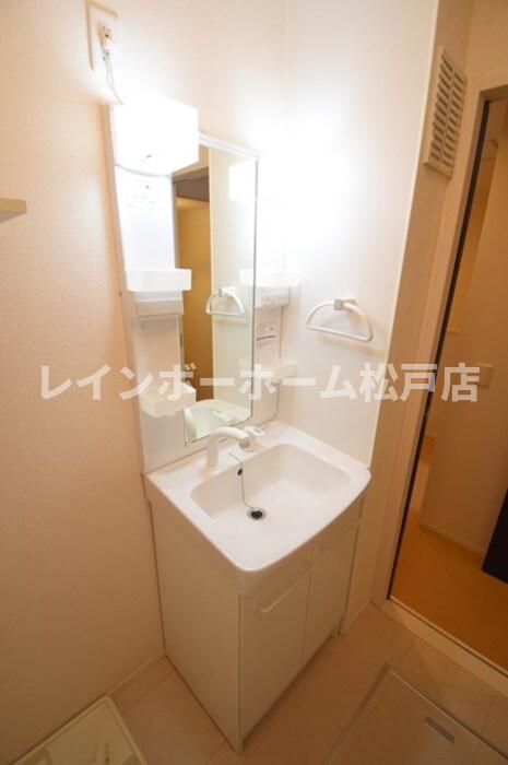 洗面設備　洗面所です