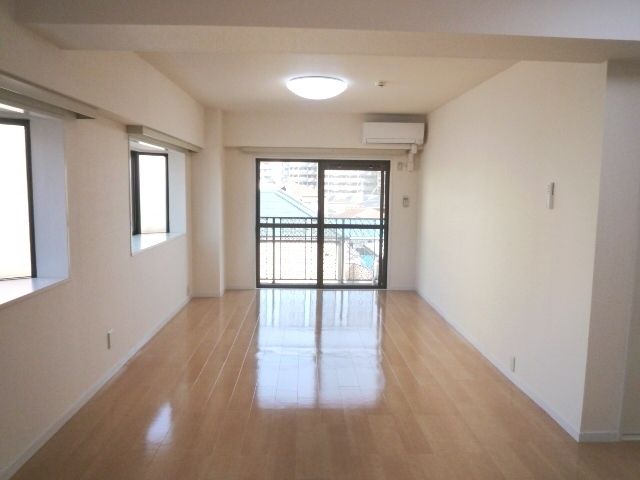 その他部屋・スペース　★広々リビング★