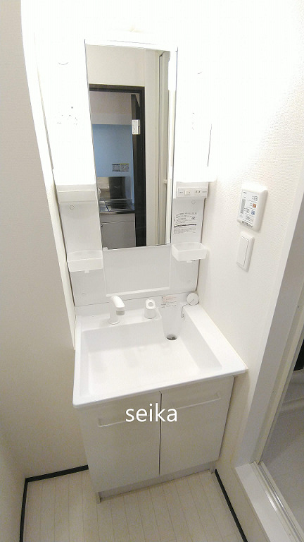 洗面設備　同タイプの写真です。