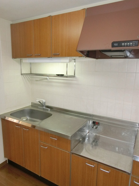 キッチン　大きなキッチンで調理しやすそうですね