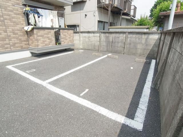 駐車場　♪敷地内に駐車場があります♪