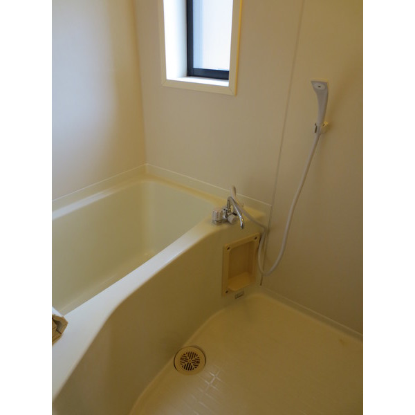 バス・シャワールーム　窓付き