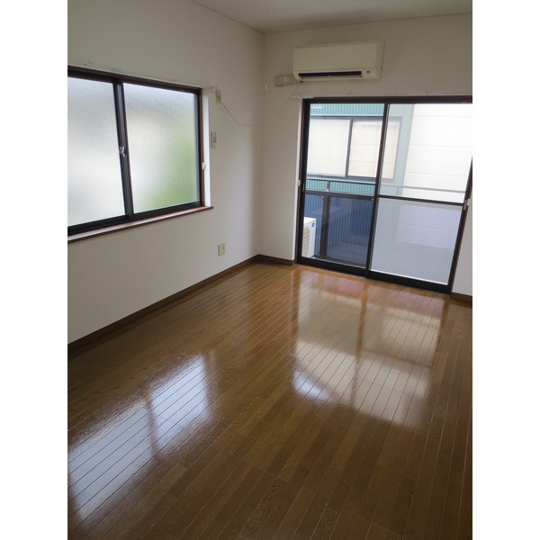 居室・リビング　リビング１０帖