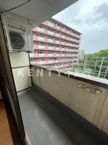 バルコニー　バルコニー付きです