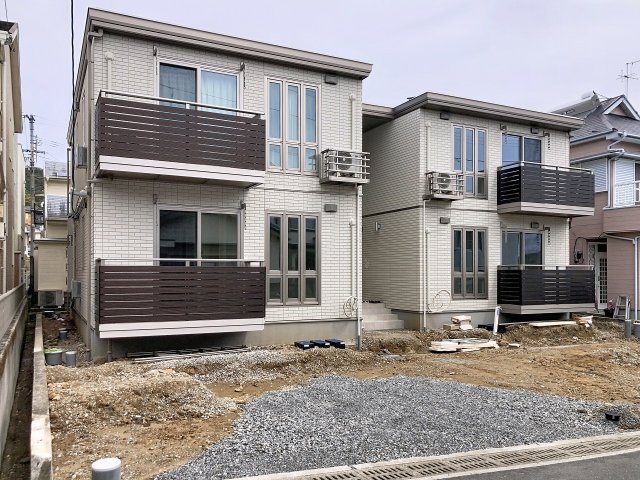 建物外観　建築中写真です。現況を優先いたします。