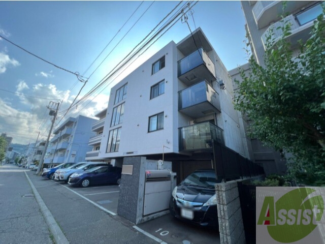 建物外観　札幌市中央区宮の森３条「フェスタリア宮の森」