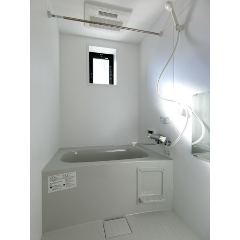 バス・シャワールーム　図面と現状に相違がある場合には現状を優先