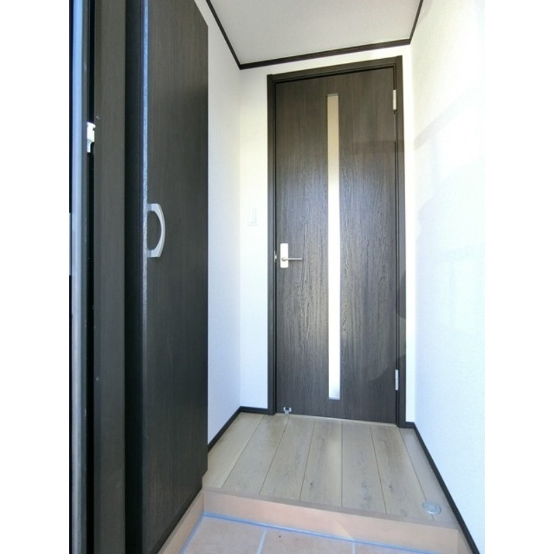 玄関　図面と現状に相違がある場合には現状を優先