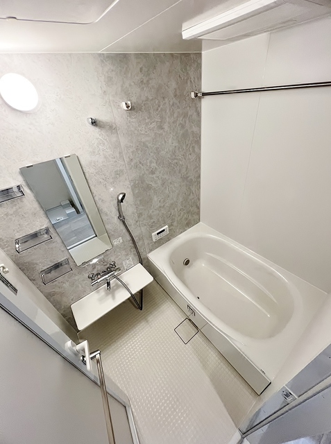 バス・シャワールーム