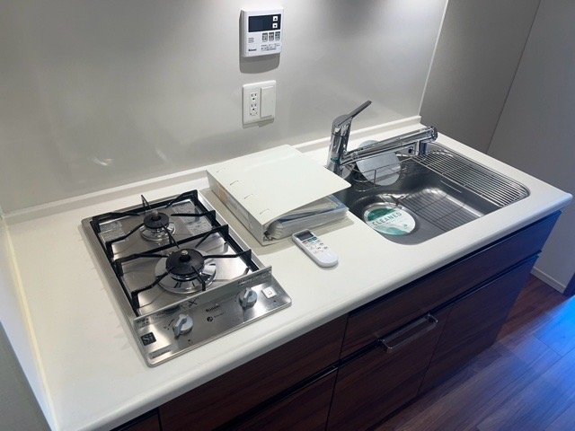キッチン　システムキッチン（2口ガスコンロ）