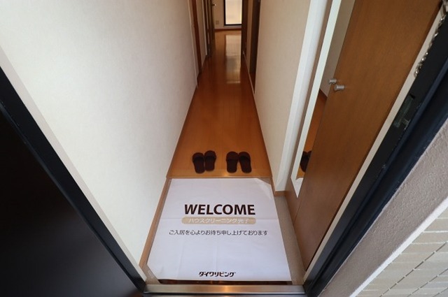 玄関　玄関　シューズボックスあり