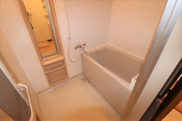 バス・シャワールーム　ユニットバス