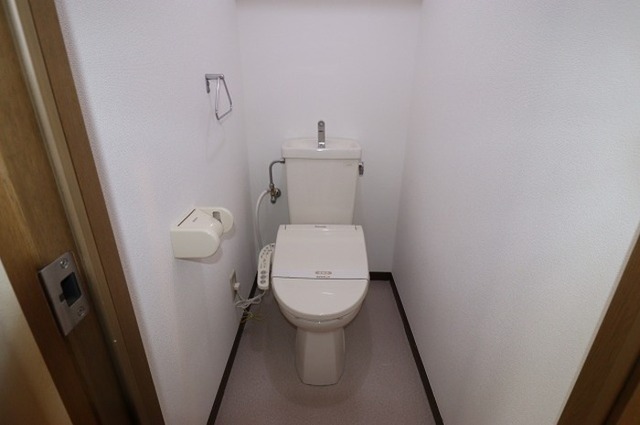 トイレ　トイレ　温水洗浄暖房便座