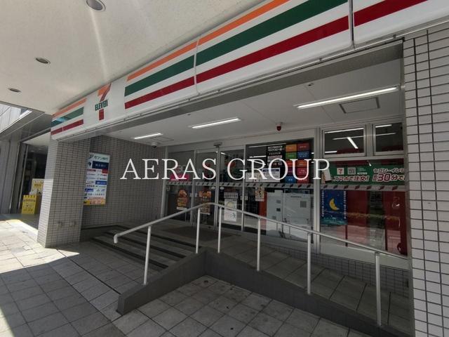 コンビニ　セブン-イレブン 新横浜２丁目店（コンビニ）まで146m