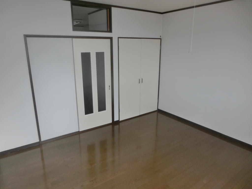 その他　洋室9帖