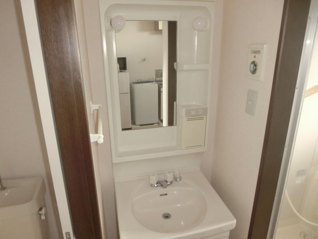 洗面設備　独立洗面化粧台