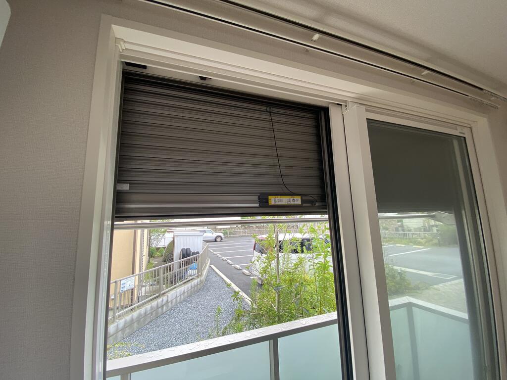 バルコニー　写真は反転タイプ