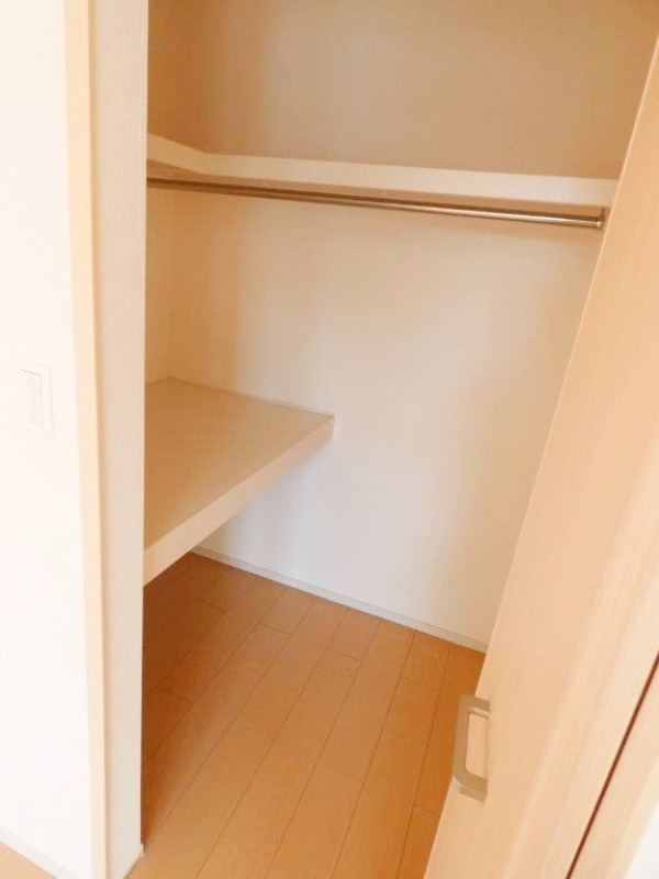 収納　図面と現状に相違がある場合には現状を優先