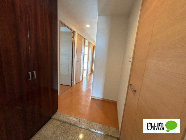 玄関　他号室の写真です。