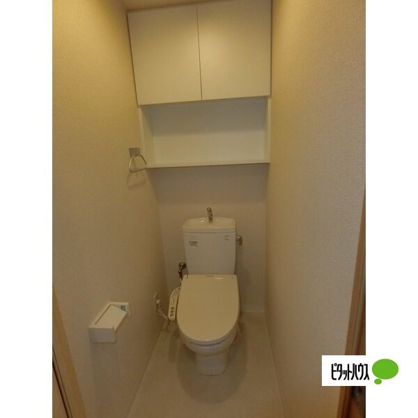 トイレ　他号室の写真です。