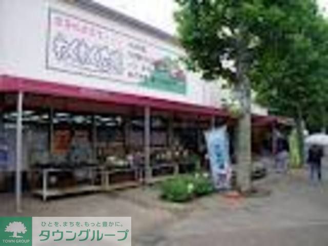 スーパー　わくわく広場（スーパー）まで702m