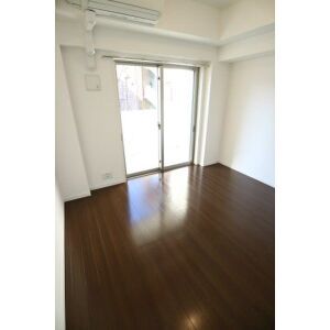 居室・リビング　別号室参考写真