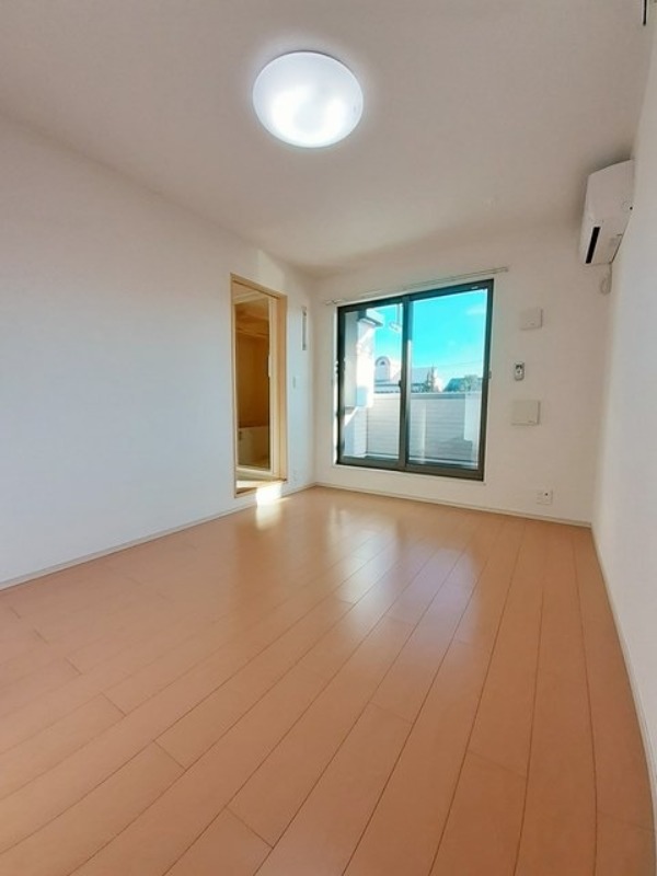 居室・リビング　図面と現状に相違がある場合には現状を優先