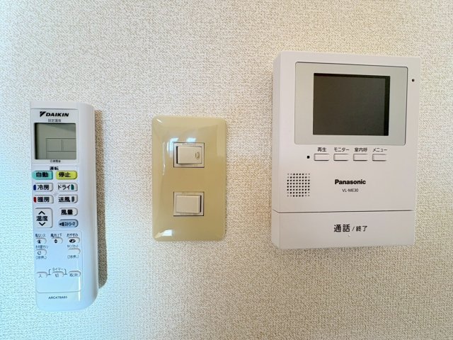 セキュリティ　※写真は３０３号室です