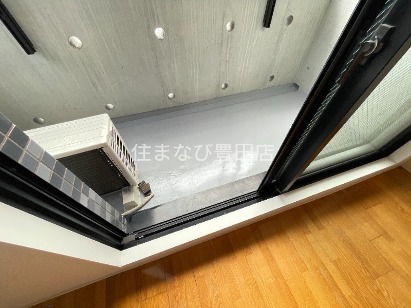 バルコニー　同型別部屋写真