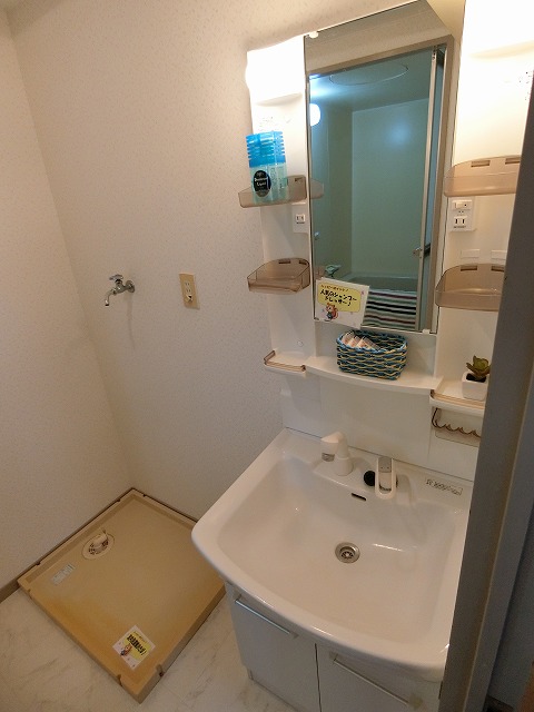 洗面設備　人気のシャンプードレッサーです（＾０＾）／