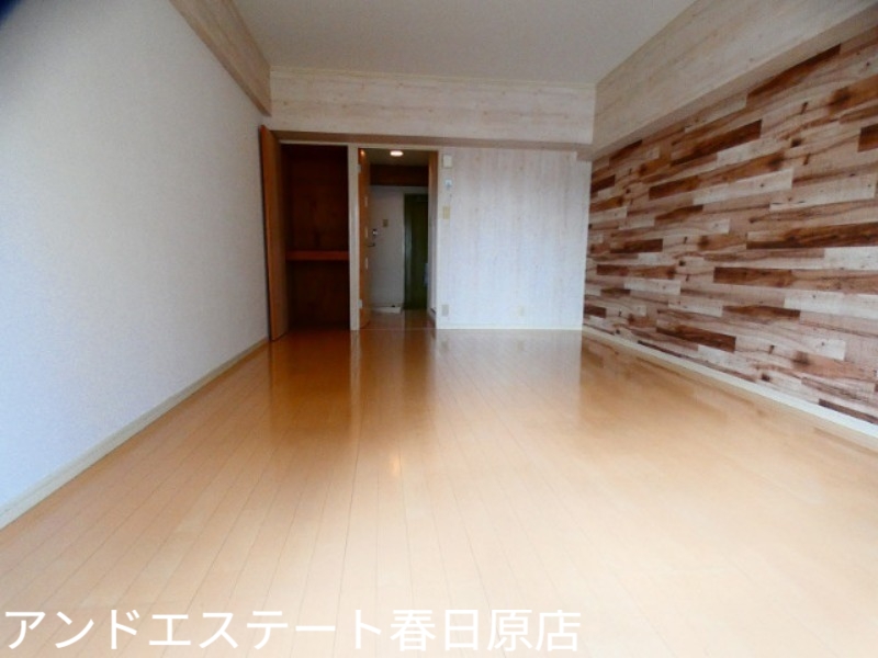 居室・リビング　別号室の写真です