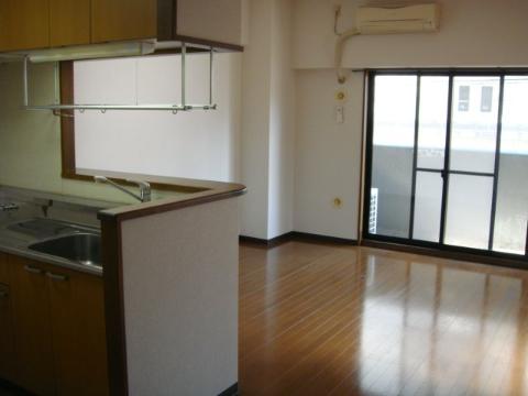 居室・リビング　リビング