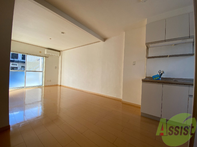 居室・リビング　１２．６帖のリビングです。広々としていますね。