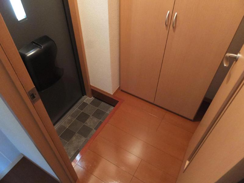 サンハイム原田の玄関写真