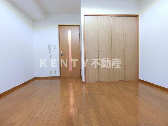 居室・リビング　ゆったり過ごせる居間です