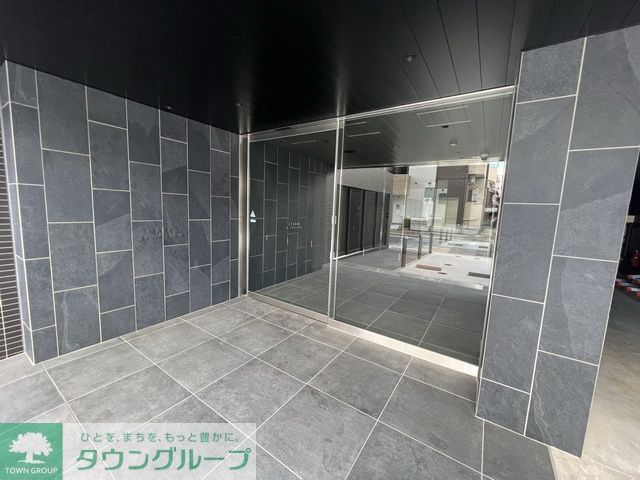 エントランス　エントランス