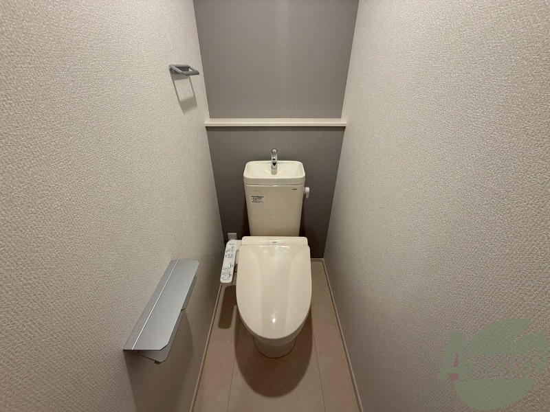 トイレ　お手洗いはウォシュレット付です。シャワートイレは嬉しいですね