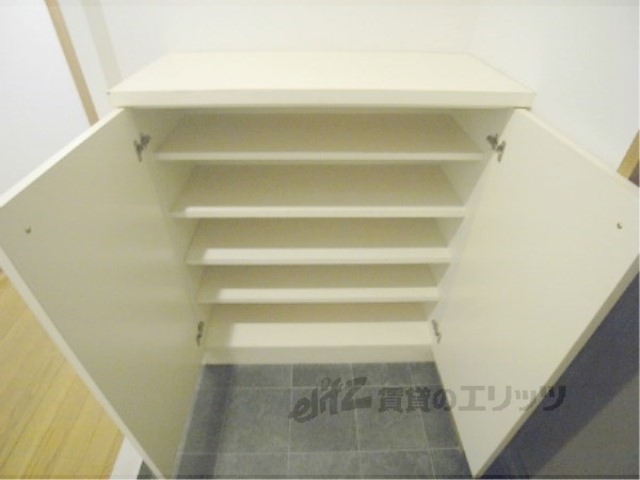 収納　下駄箱