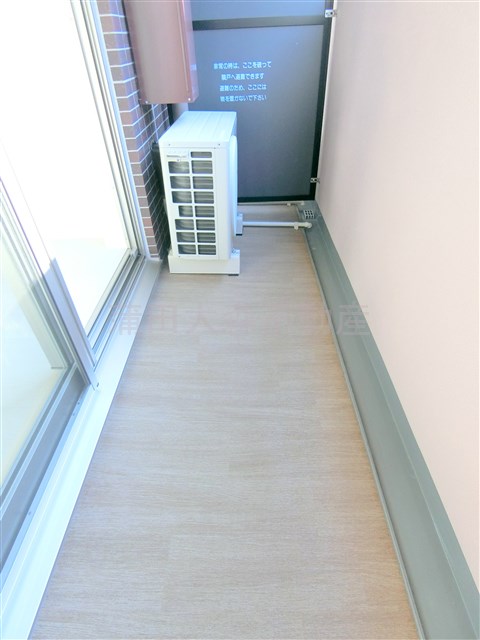 バルコニー　バルコニー