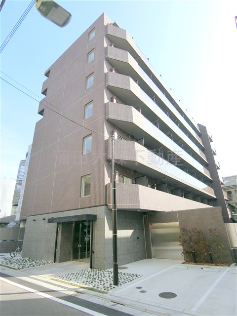 建物外観　2022年2月築　RC鉄筋コンクリート造地上階建て1K~1S