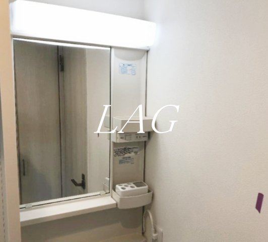 洗面設備　洗面台です。