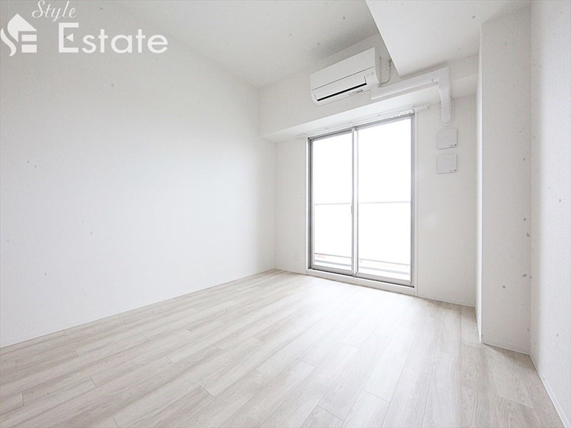 居室・リビング　内装