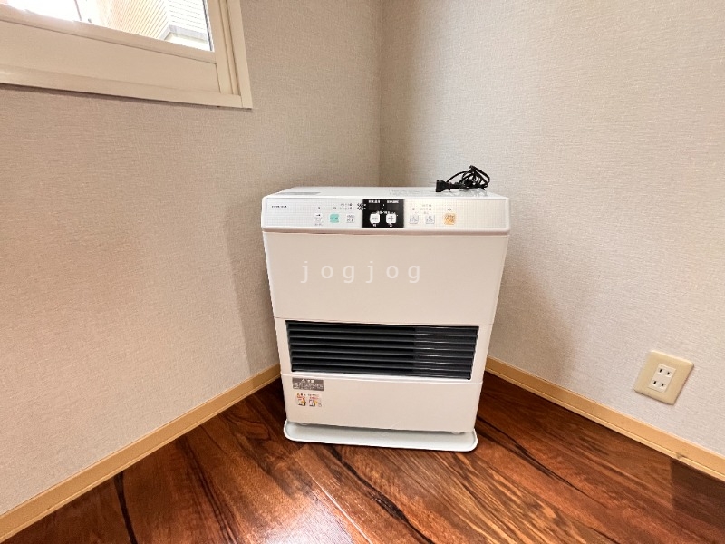 その他設備　灯油ストーブ