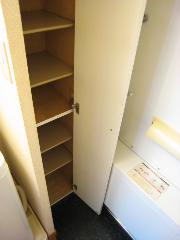 ＪＲ常磐線 馬橋駅 徒歩9分 2階建 築23年の玄関写真