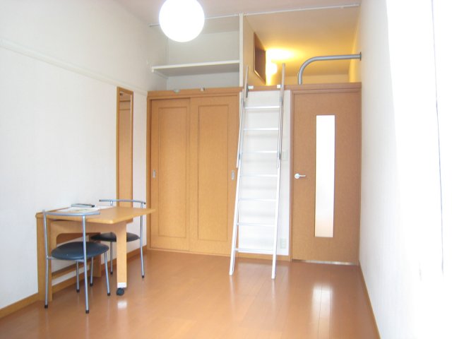 ＪＲ常磐線 馬橋駅 徒歩9分 2階建 築23年の居間写真
