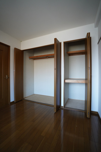 収納　同じ建物の別なお部屋