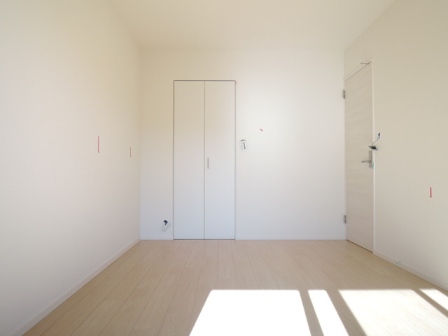 その他部屋・スペース　★明るいフローリングの角部屋です★