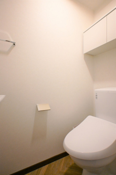 トイレ　※別部屋の写真です